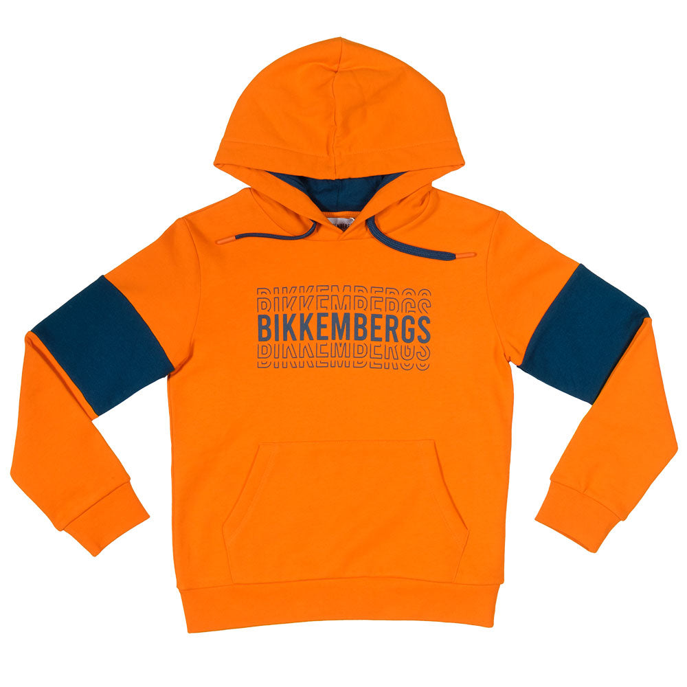 
Sweatshirt aus der Kinderbekleidungslinie Bikkembergs, mit Kapuze und großer Tasche vorne. In ei...
