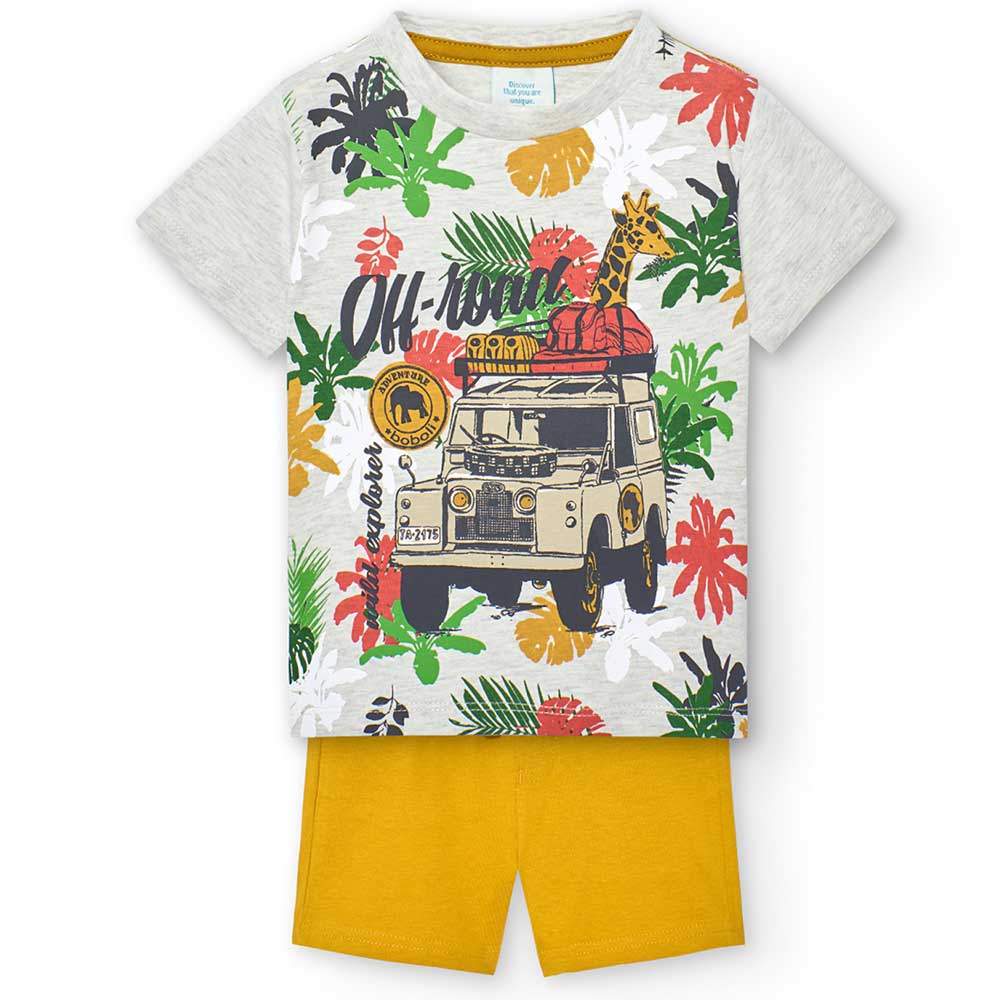 
Zweiteiliger Anzug aus der Boboli Kinderbekleidungslinie, bestehend aus einem T-Shirt mit Safari...