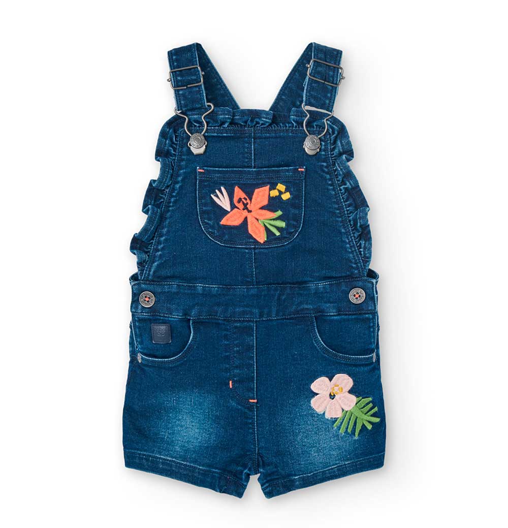 Salopette aus Jeans der Kinderbekleidungslinie Boboli, mit verstellbaren Trägern und Druckknöpfen...