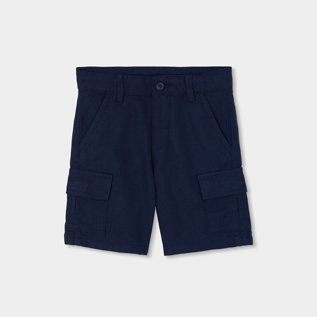 Bermudas aus der Kinderkollektion Boboli, aus Leinen mit seitlichen aufgesetzten Taschen und vers...
