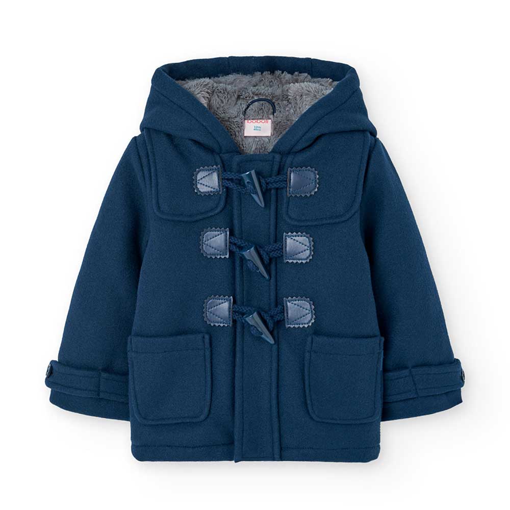 Montgomery aus der Kinderbekleidungslinie Boboli, mit klassischem Modell, Kapuze und großen Tasch...