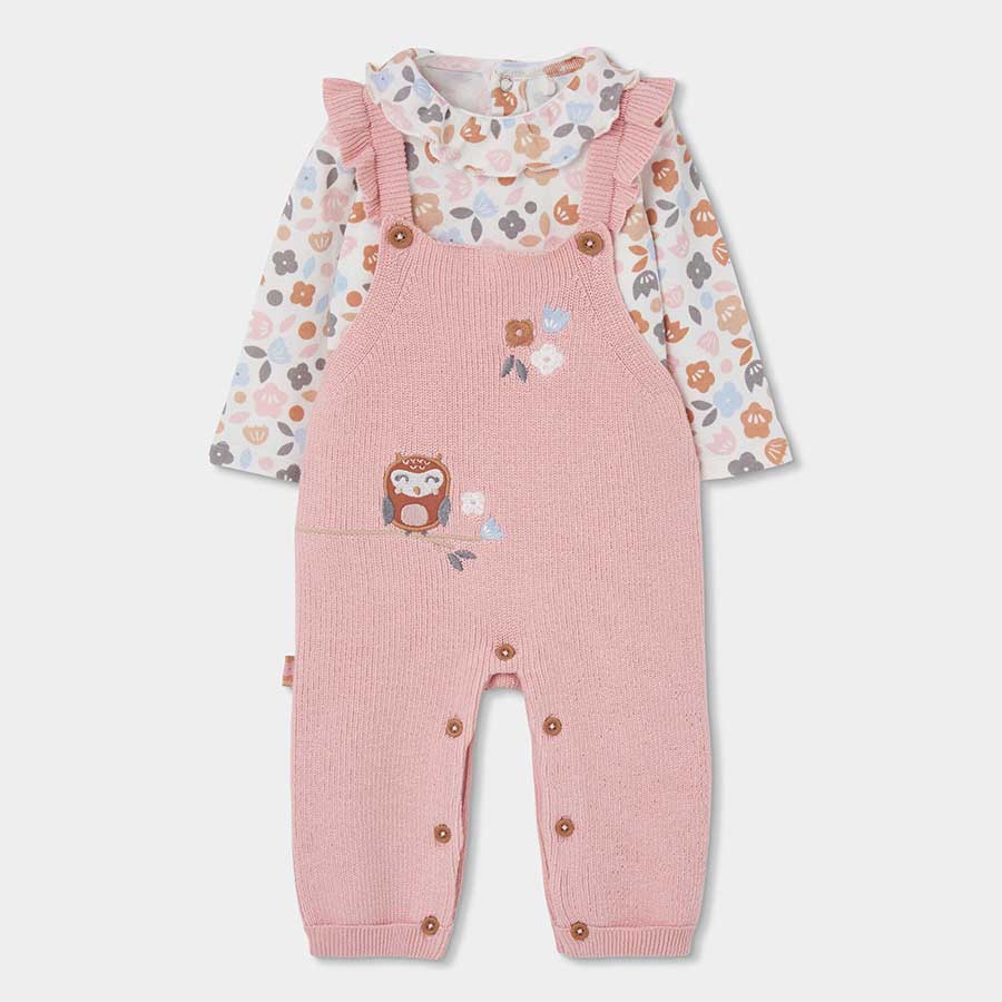 
Composizione: Tutina: 98% cotone 2% elastan Pantaloni: 47% cotone 39% poliestere 11% poliammide ...