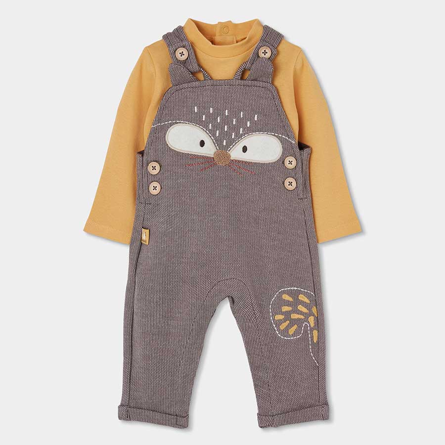 Composizione: Tutina: 97% cotone 3% elastan Pantaloni: 100% cotone Fodera: 100% cotone

Lavare in...