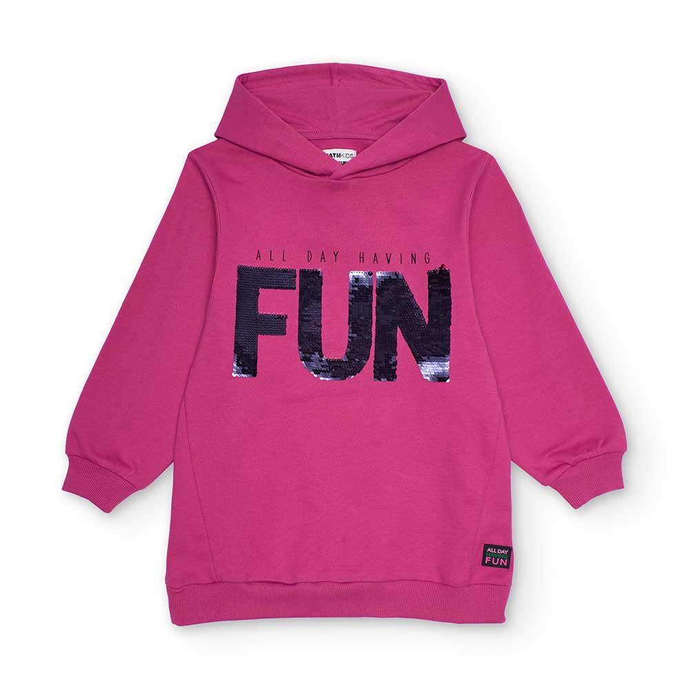 Sportliches Kleid der Kinderbekleidungs-Linie Nath Kids, mit Logo auf der Vorderseite aus Paillet...