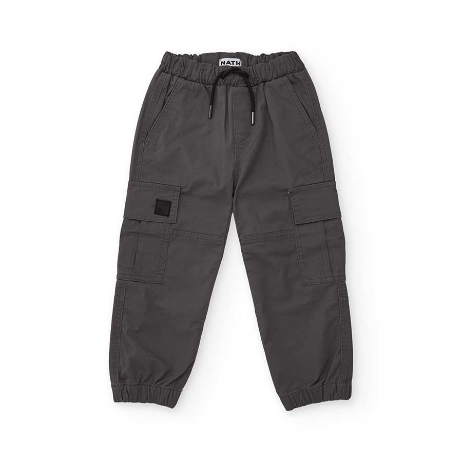 Die Cargohose ist der perfekte Begleiter für die Abenteuer der Kleinen. Mit ihrem praktischen und...