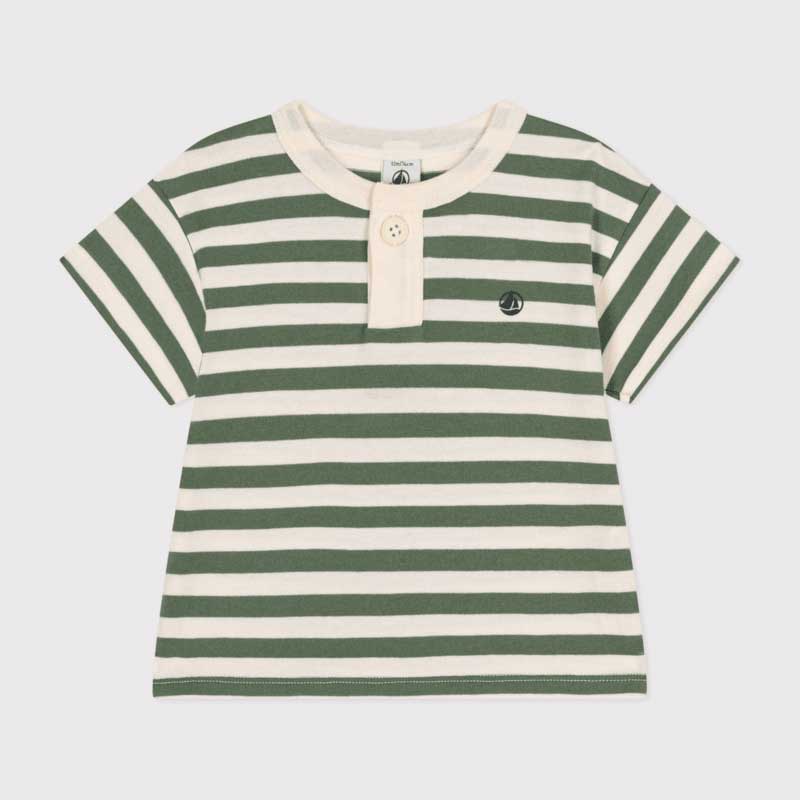 
Kurzärmeliges T-Shirt aus Jersey der Kinderkollektion von Petit Bateau. Knopfverschluss im Nacke...