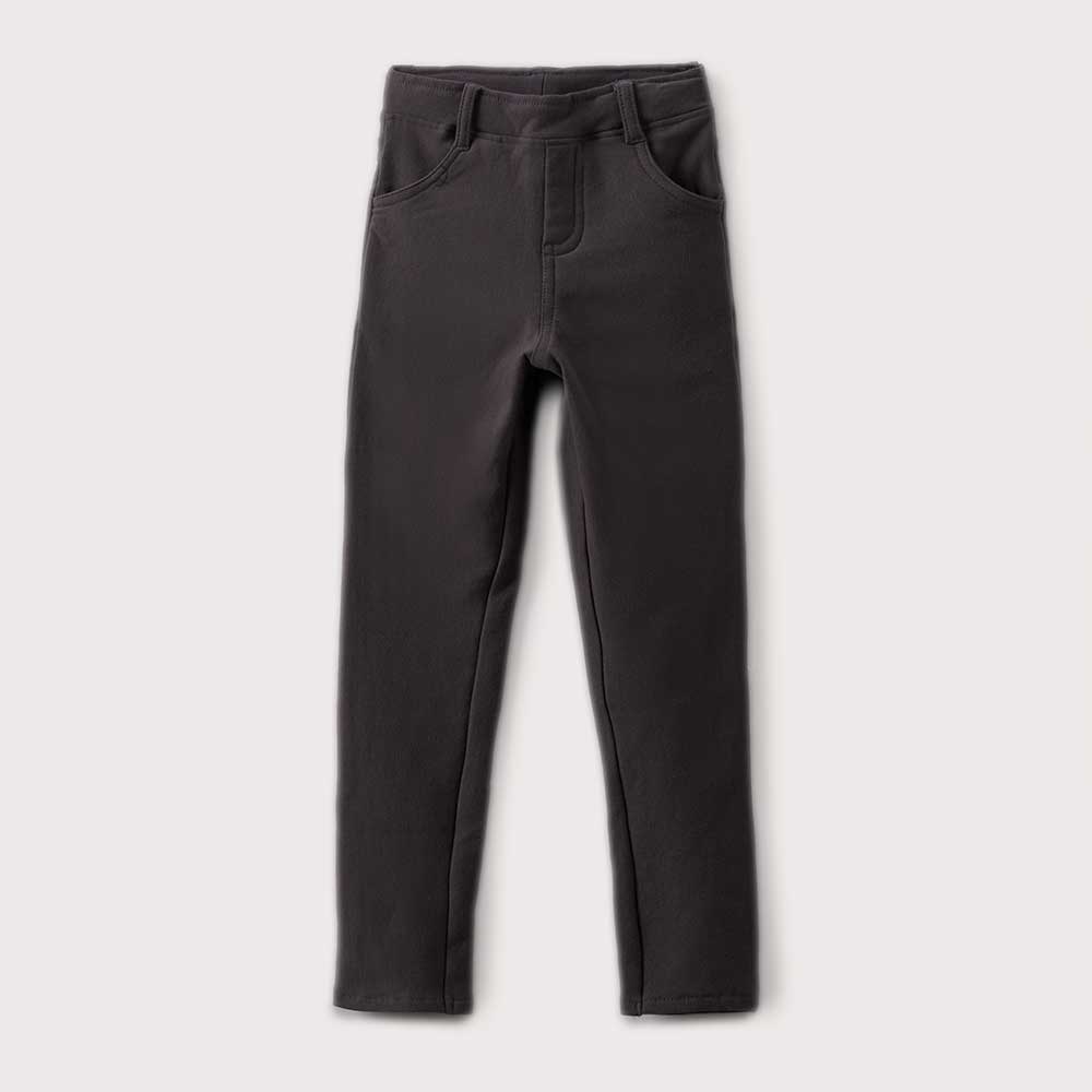 Diese Leggings mit Taschen sind perfekt, um die täglichen Abenteuer der Mädchen mit Komfort und S...