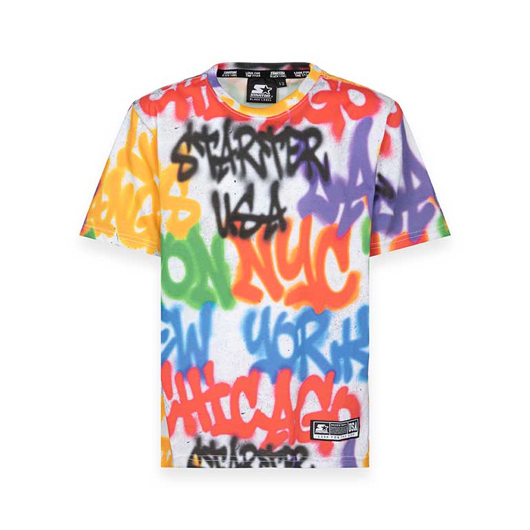 T-Shirt der Starter-Kindbekleidungslinie, mit All-Over-Writers-Motiv in leuchtenden Farben.
 
Zus...