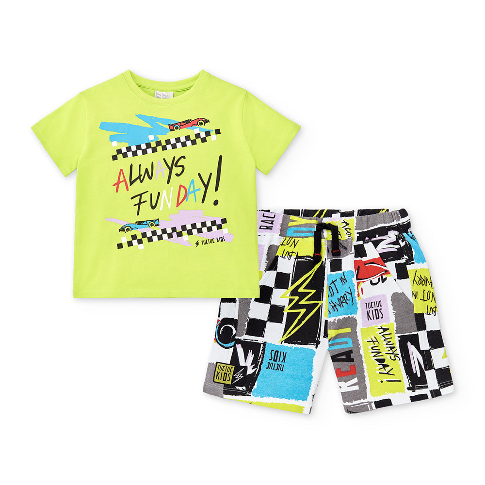 Sportliches zweiteiliges Set aus der Kinderbekleidungslinie Tuc Tuc, mit buntem Aufdruck auf dem ...