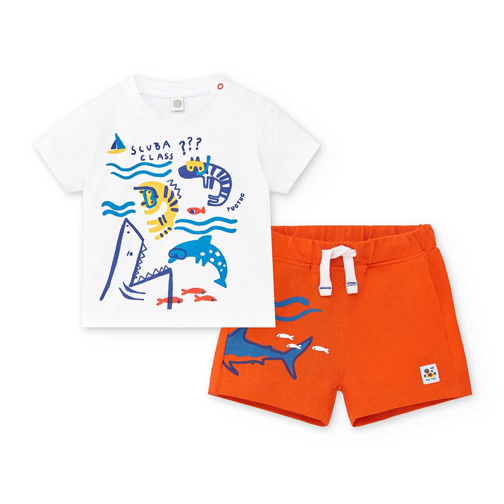 Completo zweiteilig aus der Kinderbekleidungslinie Tuc Tuc, mit einfarbiger Shorts und T-Shirt mi...