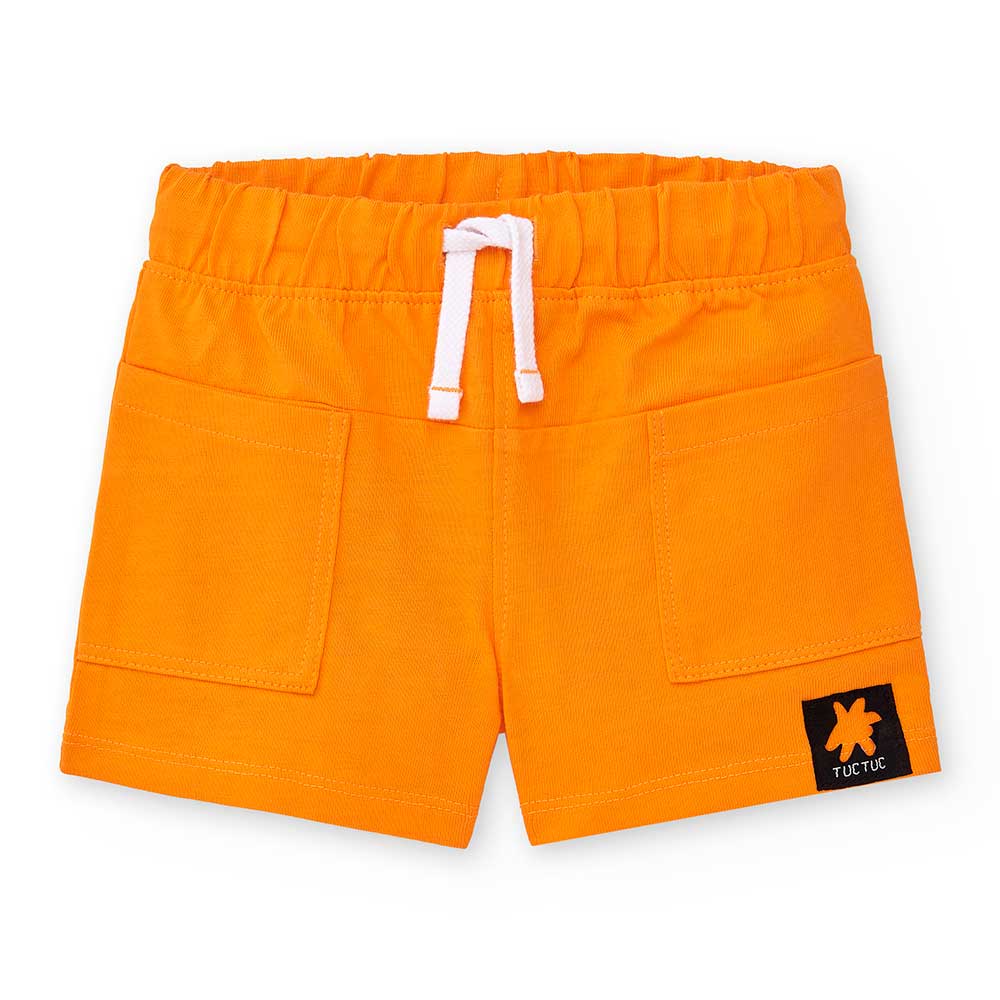 
Shorts aus der Kinderbekleidungslinie Tuc Tuc, mit kleinen Taschen vorne. Elastischer Bund mit K...