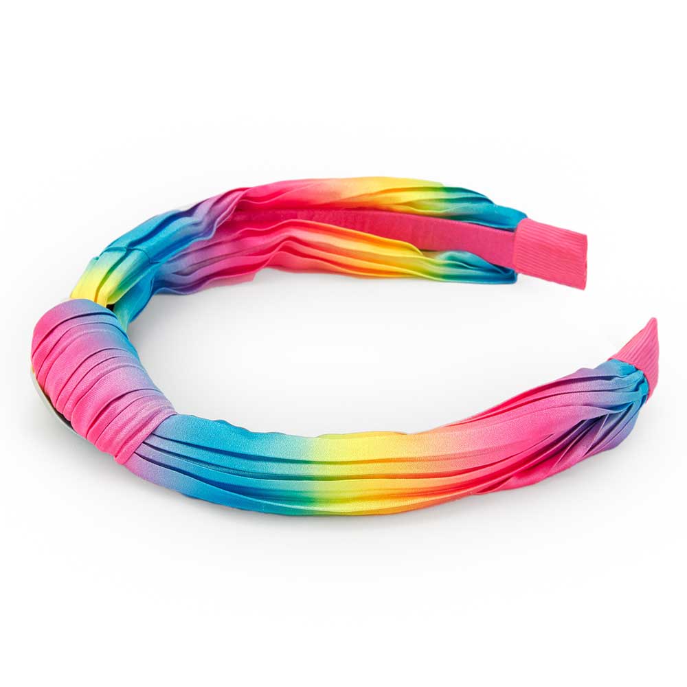 Cerchietto della Linea Abbigliamento Bambina Tuc Tuc.
Composizione: Poliestere 80%, 20% Plastica