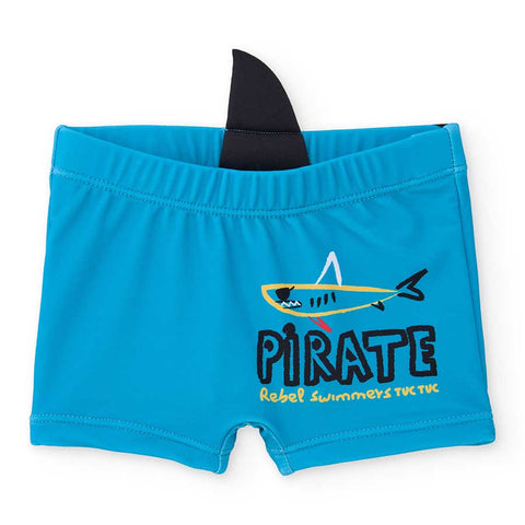 Costume da bagno blu con stampa pirata e dettagli divertenti per bambini.
