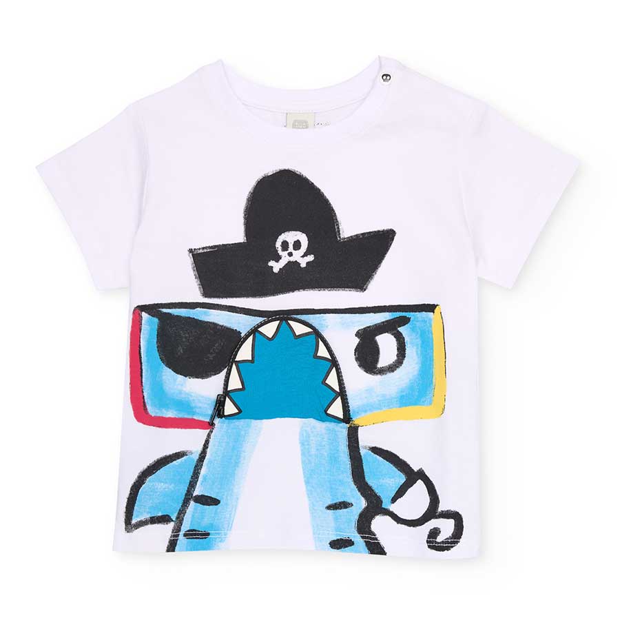tuc Tuc T-Shirt aus der Kinderbekleidungslinie mit Piratenprint auf der Vorderseite und einem kle...