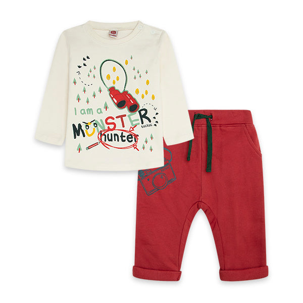 
  Completo due pezzi della linea abbigliamento bambino tuc Tuc, collezione Highlands,
  con magl...