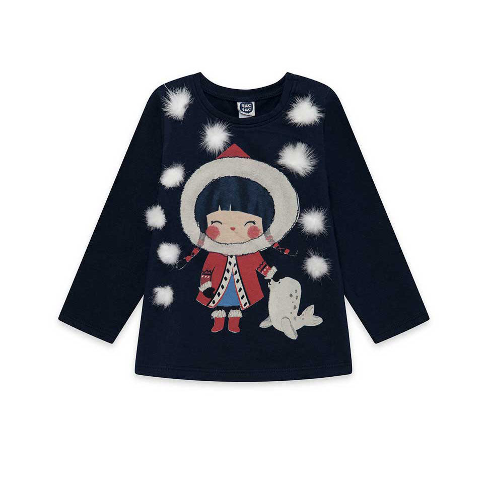 
T-Shirt aus der Tuc Tuc Clothing Line, mit aufgesetzten Bommeln auf der Vorderseite und Druckknö...