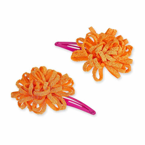 Set di due mollettine per capelli arancioni con dettagli vivaci.