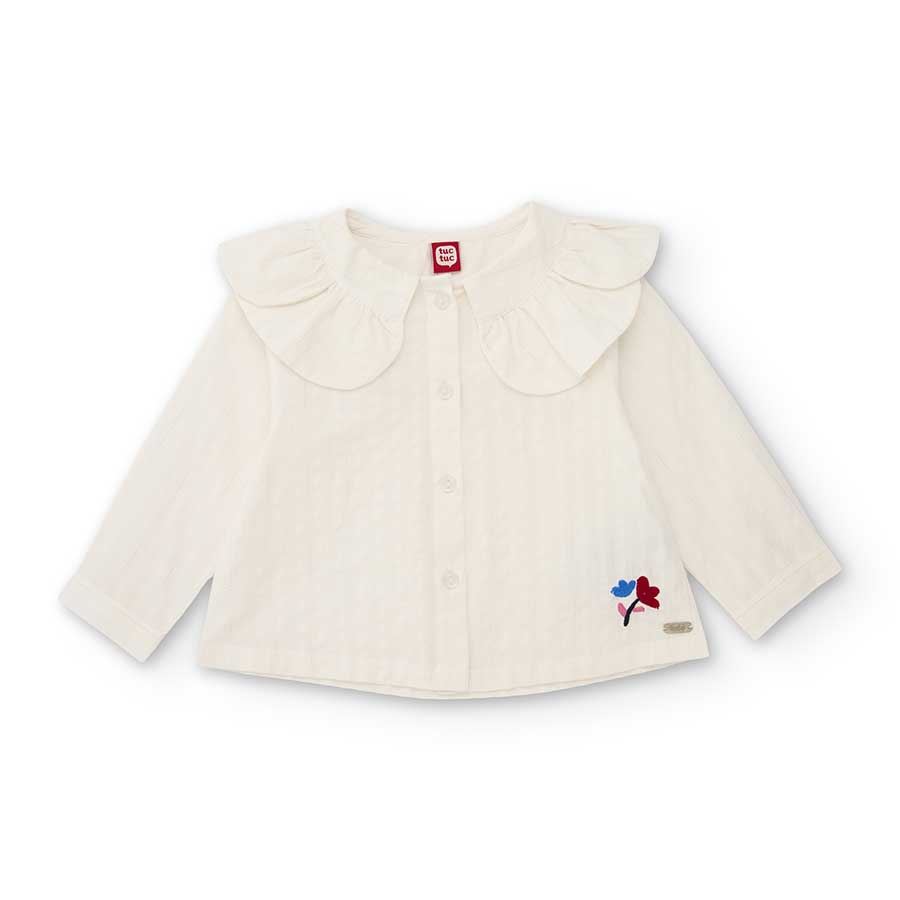 Scopri la dolcezza di questa camicia con colletto in stile rouches, pensata per vestire con elega...