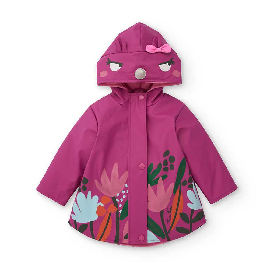 Proteggi la tua bambina dalle giornate piovose con questo impermeabile colorato e divertente. Il ...