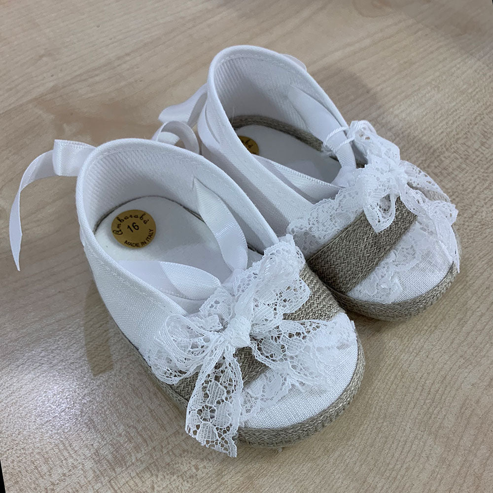 
  Schuhe aus der Ambarabà Kinderkleidungslinie, aus sehr weichen Materialien und
  mit Handwerks...