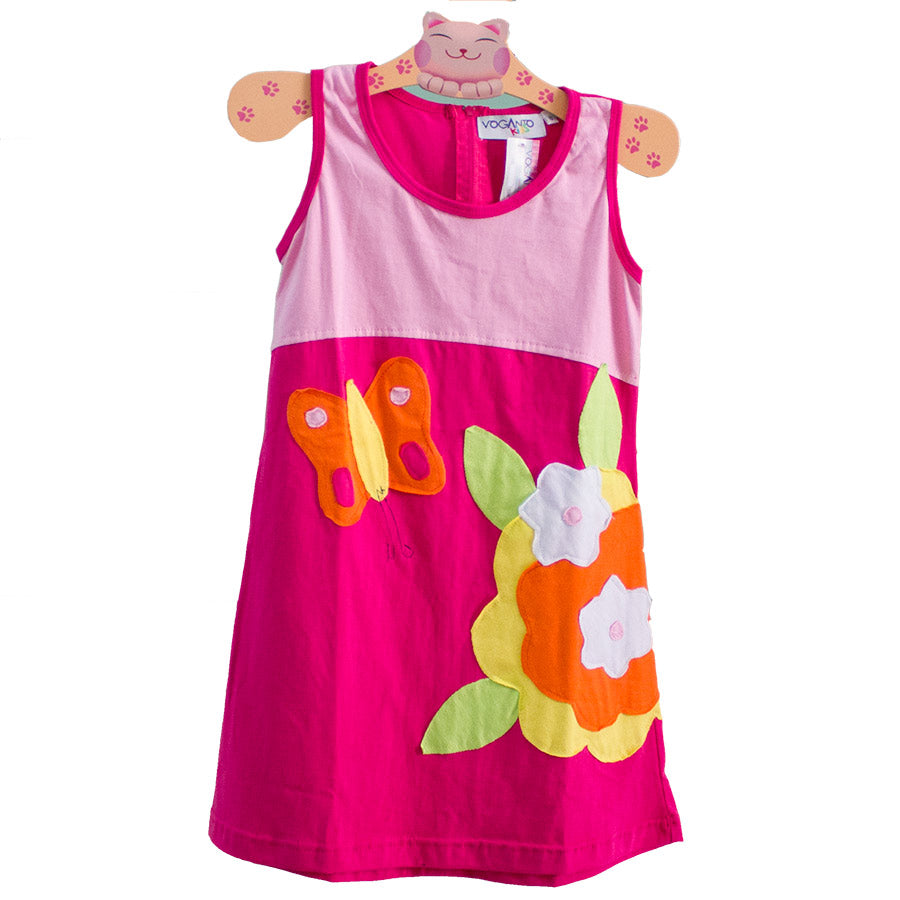 
  Kleid aus der Voganto Kids Girl-Modelinie, ausgestelltes Tanktop-Model
  mit Anwendungen von b...